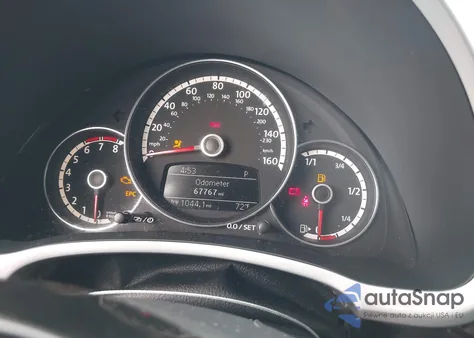 2013 Volkswagen Beetle 2.0T Fender Edition z USA, uszkodzony, nr VIN 3VWVA7AT8DM635648